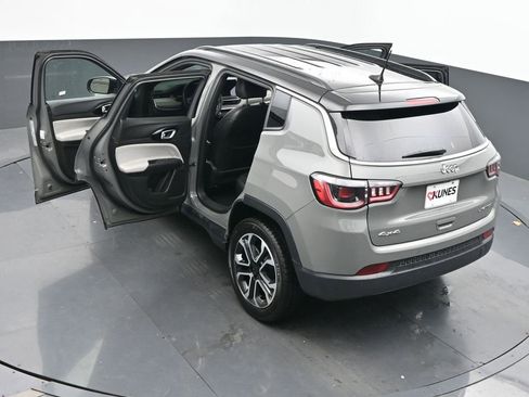 Used 2024 Jeep Compass Limited image 61