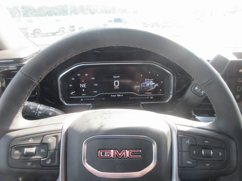 New 2025 GMC Sierra 2500 SLE w/ SLE Value Package; image 18