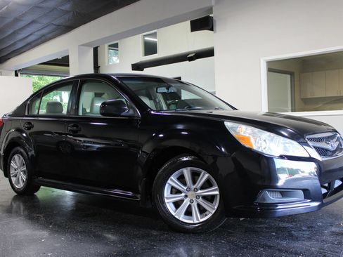Used 2012 Subaru Legacy 2.5i Premium AWD/4WD image 30