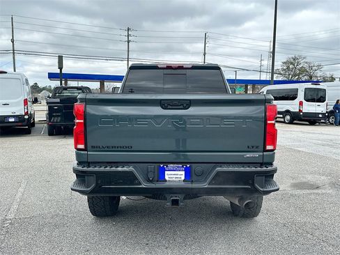 Used 2025 Chevrolet Silverado 2500 LTZ w/ Trail Boss Package image 15