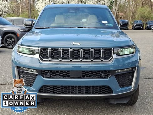 Used 2026 Jeep Grand Cherokee Limited image 2