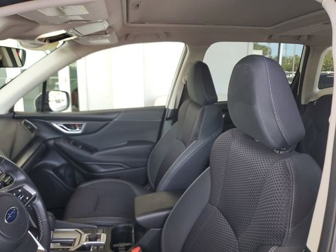 Used 2020 Subaru Forester Premium AWD/4WD image 20