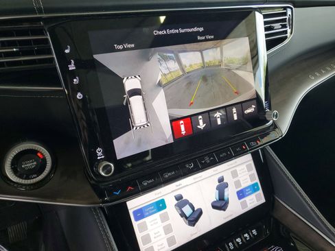 Used 2023 Jeep Grand Wagoneer L 4WD image 26