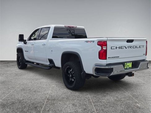 Used 2021 Chevrolet Silverado 2500 LTZ w/ LTZ Premium Package AWD/4WD image 10