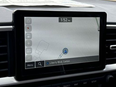 New 2025 Hyundai Venue Limited image 24