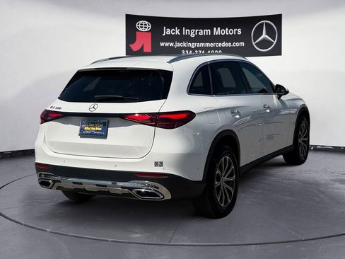 Certified 2024 Mercedes-Benz GLC 300 image 5
