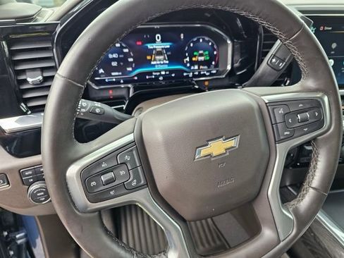 Used 2024 Chevrolet Silverado 2500 LTZ w/ LTZ Convenience Package image 25