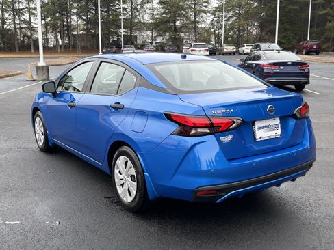 Used 2022 Nissan Versa S image 8