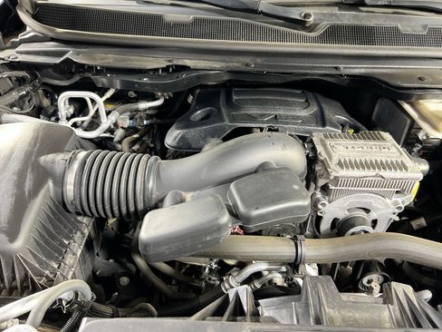 Used 2022 Jeep Wagoneer Series II AWD/4WD image 30