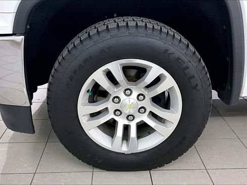 Used 2017 GMC Sierra 1500 REG CAB 2WD 133.0 image 31