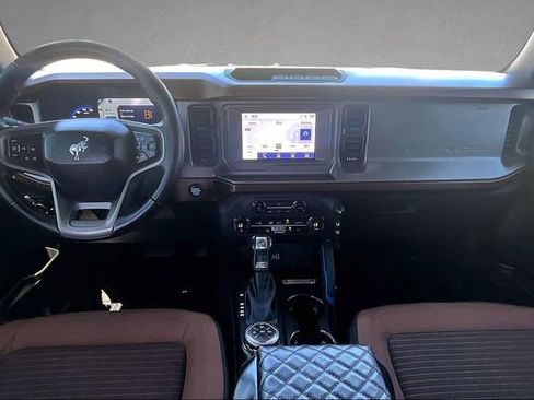 Used 2023 Ford Bronco Outer Banks AWD/4WD image 12
