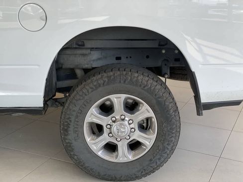 Used 2024 RAM 2500 Big Horn AWD/4WD image 13