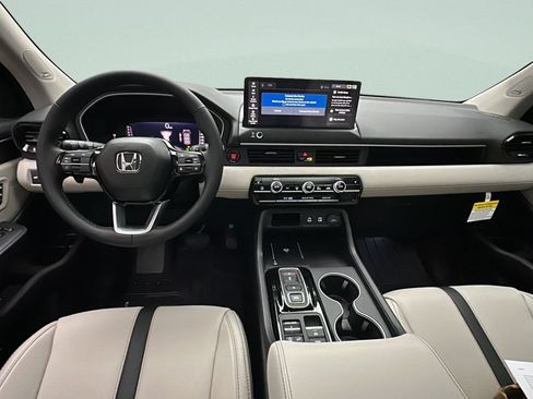 New 2026 Honda Pilot Touring image 26