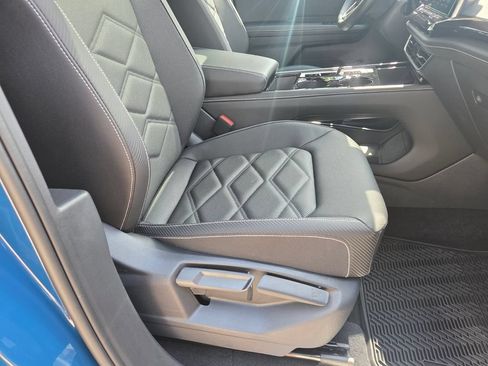 Certified 2026 Volkswagen Atlas Cross Sport SE FWD image 26