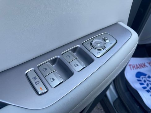 Used 2024 Hyundai Palisade SEL image 11