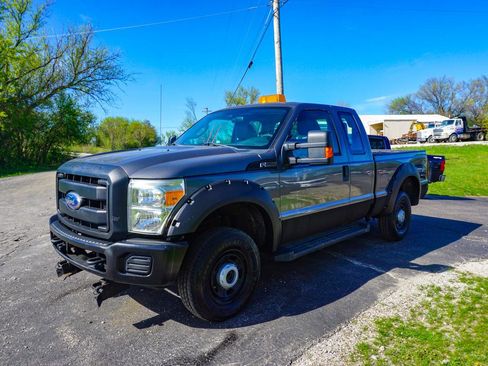 Used 2011 Ford F250 XL AWD/4WD image 8