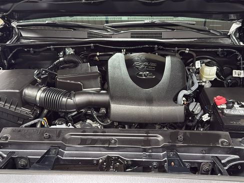 Certified 2023 Toyota Tacoma SR5 w/ Technology Package image 25
