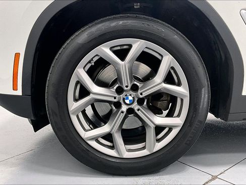 Used 2024 BMW X3 xDrive30i w/ Premium Package w/ZPA image 11