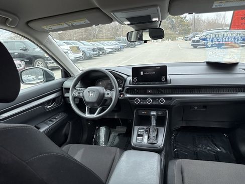 Used 2024 Honda CR-V LX image 11