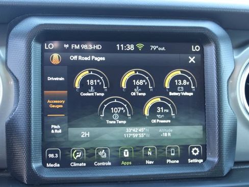 Used 2022 Jeep Wrangler Unlimited Sahara w/ LED Lighting Group AWD/4WD image 29