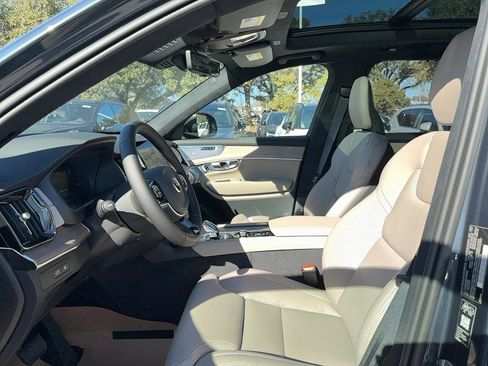 New 2026 Volvo XC90 T8 Ultra w/ Lounge Package image 12