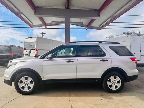 Used 2012 Ford Explorer FWD w/ Class III Trailer Tow Pkg image 5
