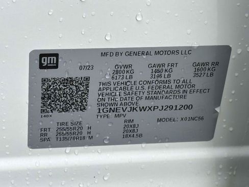 Used 2023 Chevrolet Traverse RS AWD/4WD image 16