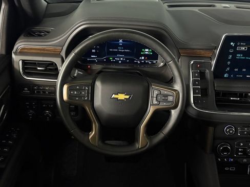 Used 2024 Chevrolet Suburban High Country w/ Max Trailering Package AWD/4WD image 15