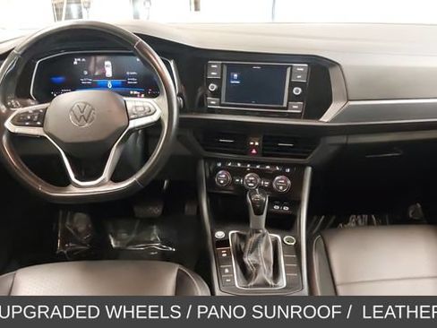 Used 2024 Volkswagen Jetta SE w/ Panoramic Sunroof Package FWD image 34