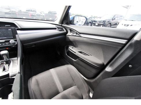 Used 2016 Honda Civic EX-T image 11