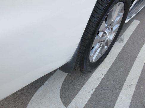 Used 2011 Toyota Sequoia Limited image 40