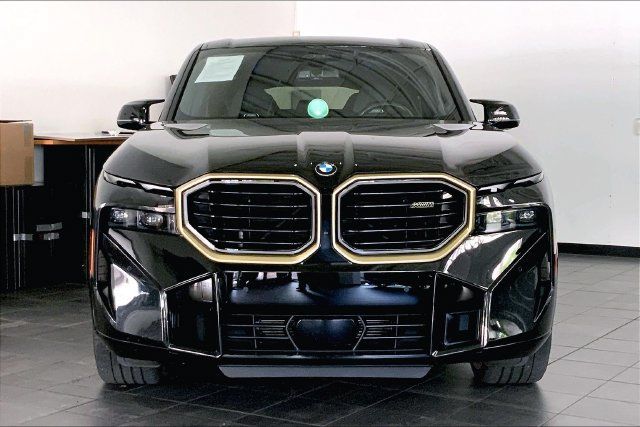 Used 2023 BMW XM AWD/4WD image 3