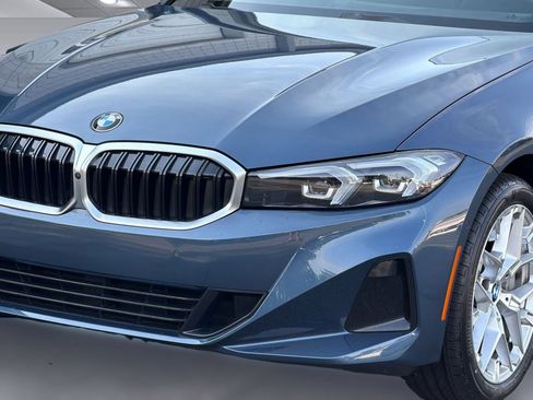 Used 2025 BMW 330i Sedan RWD image 12