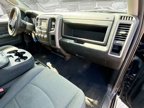 Used 2022 RAM 1500 Tradesman w/ Tradesman SXT Package RWD image 33