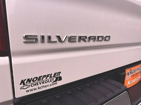 Used 2022 Chevrolet Silverado 1500 LTZ AWD/4WD image 30