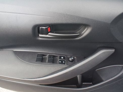 Used 2024 Toyota Corolla LE FWD image 27