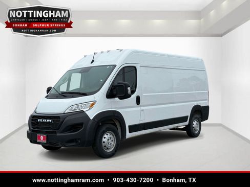 Used 2023 RAM ProMaster 2500 FWD image 3