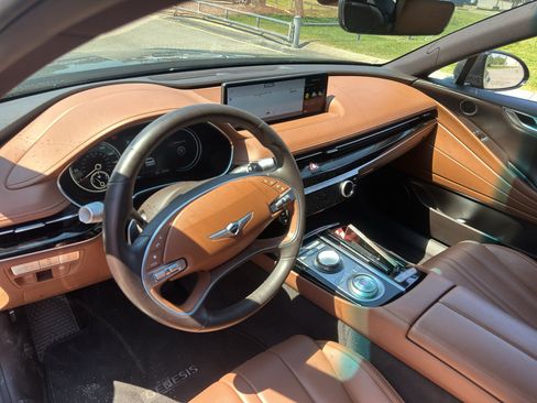 Used 2024 Genesis G80 2.5T image 17