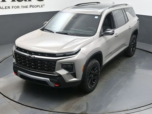 New 2026 Chevrolet Traverse Z71 w/ Driver Confidence Package image 24