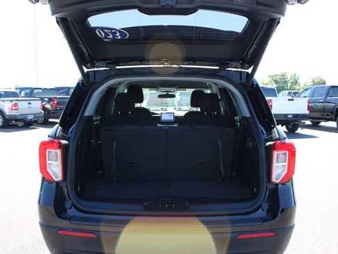 Used 2023 Ford Explorer XLT AWD/4WD image 14