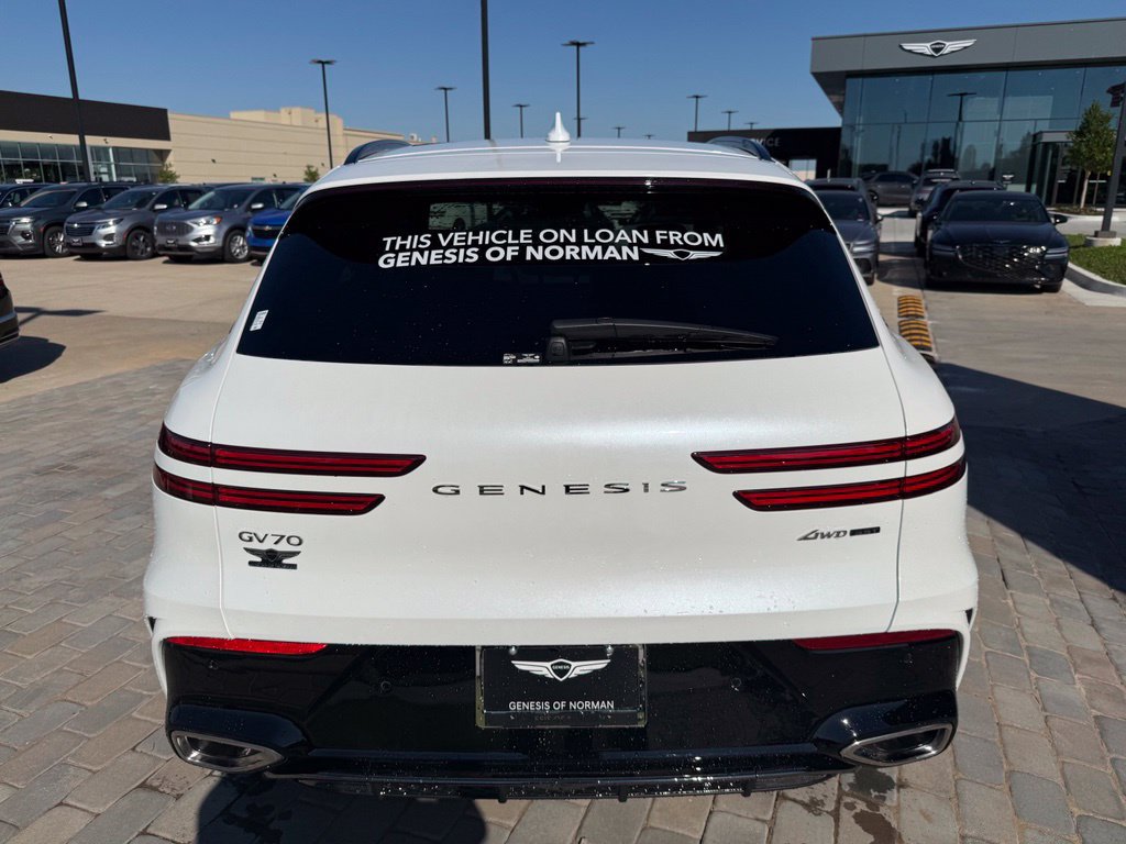 Used 2026 Genesis GV70 3.5T Sport Advanced AWD/4WD image 4