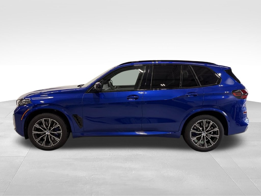 Used 2026 BMW X5 M60i AWD/4WD image 2