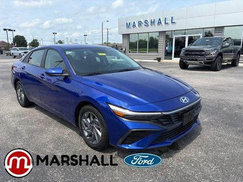 Used 2024 Hyundai Elantra SEL FWD image 1
