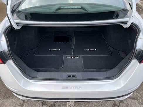 New 2025 Nissan Sentra SR w/ SR Premium Package image 33