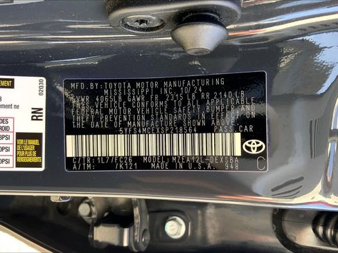 Used 2025 Toyota Corolla SE image 35