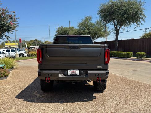 Used 2019 GMC Sierra 1500 AT4 w/ AT4 Premium Package AWD/4WD image 9