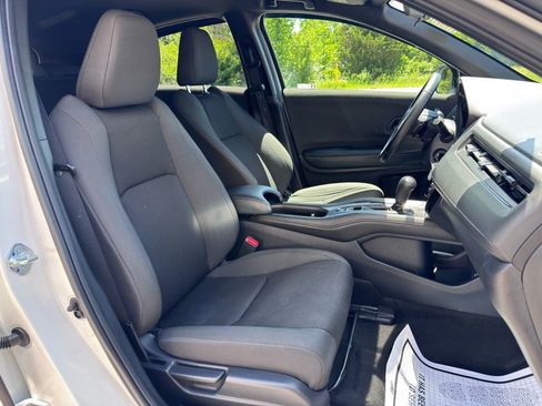 Used 2021 Honda HR-V Sport image 28