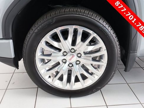New 2025 GMC Sierra 1500 Denali image 8