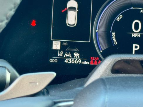 Used 2023 Lexus RX 350h w/ Accessory Package (Z1) image 24