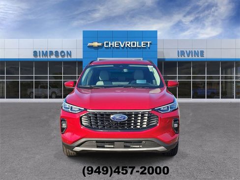 Used 2023 Ford Escape Platinum w/ Premium Technology Package image 3